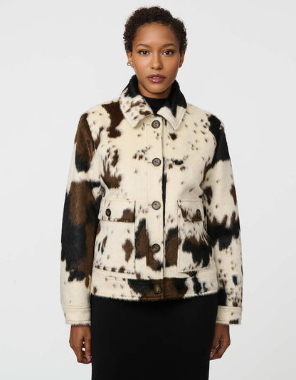 Cozy Dakota Cow Print Jacket with Soft Fleece Lining for Ultimate Comfort