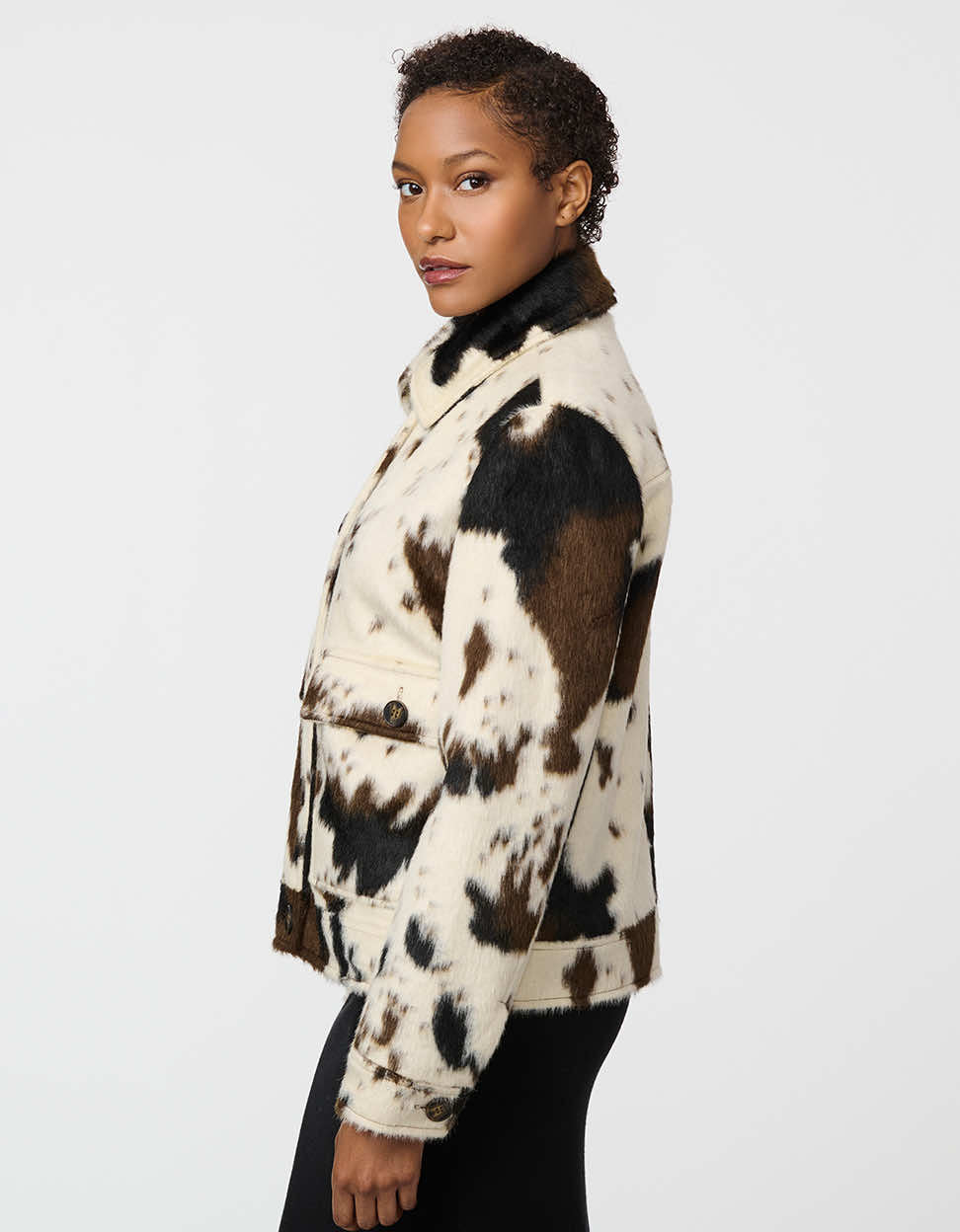 Cozy Dakota Cow Print Jacket with Soft Fleece Lining for Ultimate Comfort