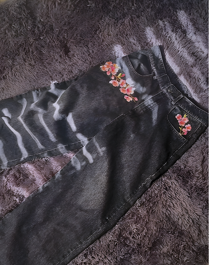 Baggy Sakura Bloom - Relaxed Wide Leg Trousers Women with Floral Embroidery 3