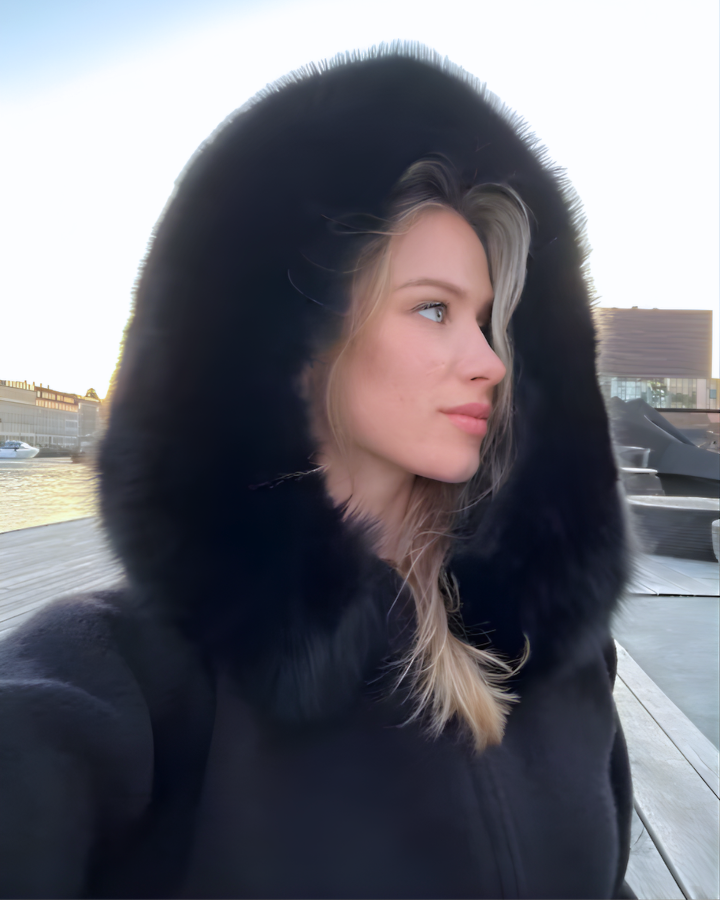 Cozy Knit Women's Cardigan Sweater with Plush Faux-Fur Hood - Zip-Up Design 0