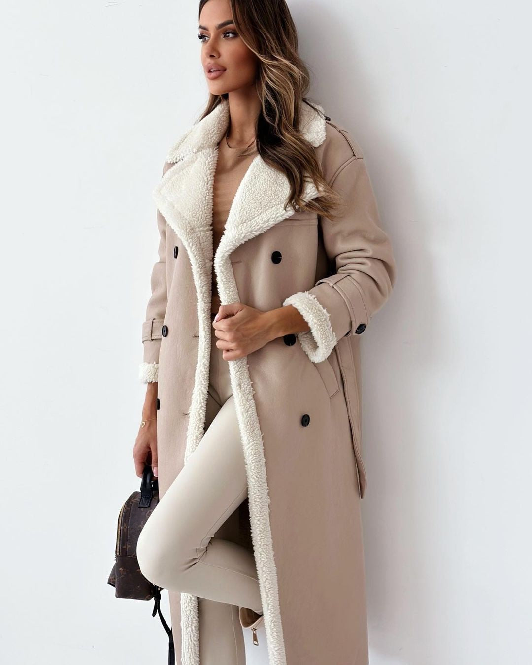 Monroe - Women's Winter Trench Coat with Double-Breasted Closure & Faux Fur Lining 5