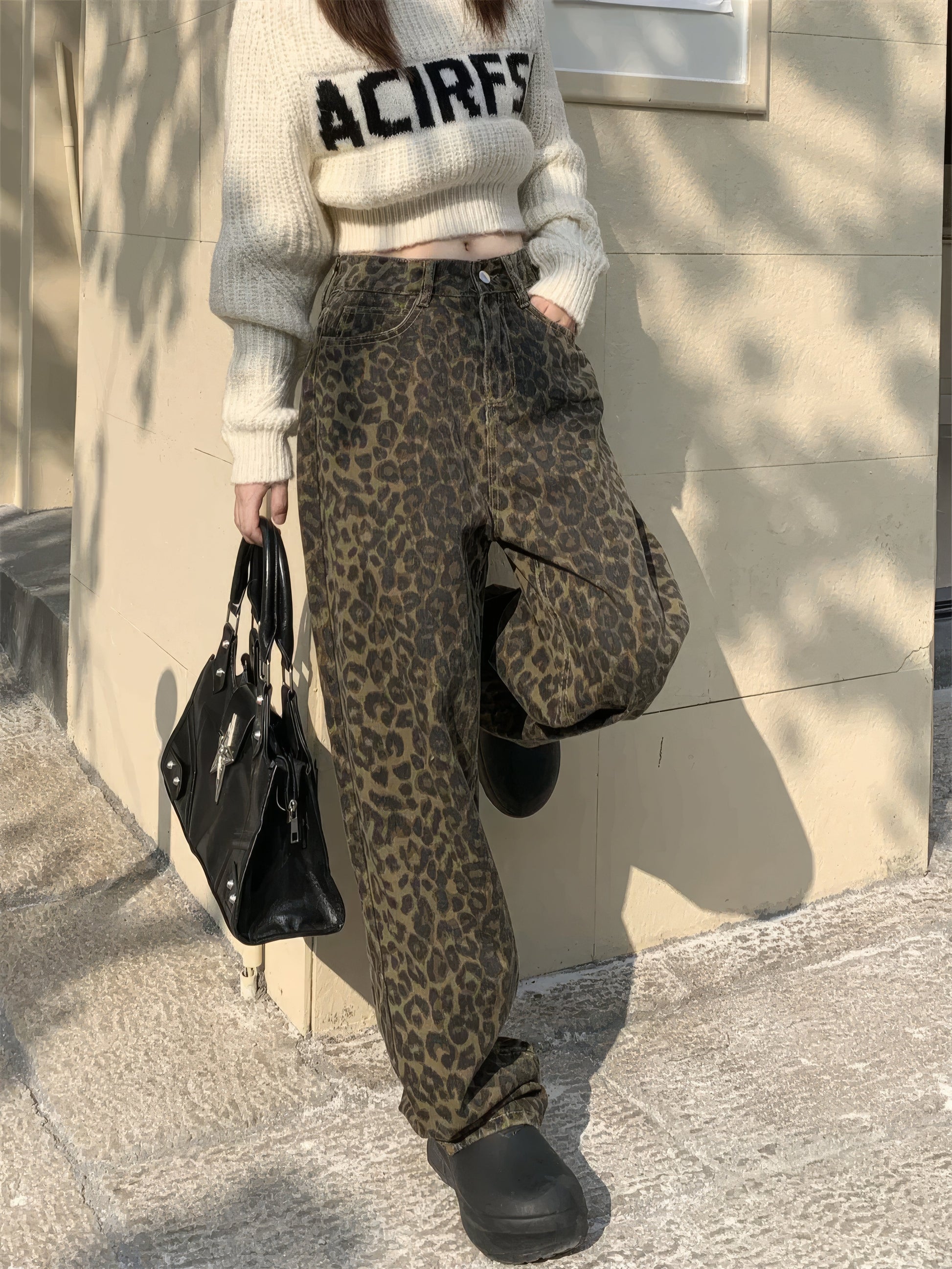 Primrose - Wide-Leg Leopard Print Jeans for a Trendy Look 2